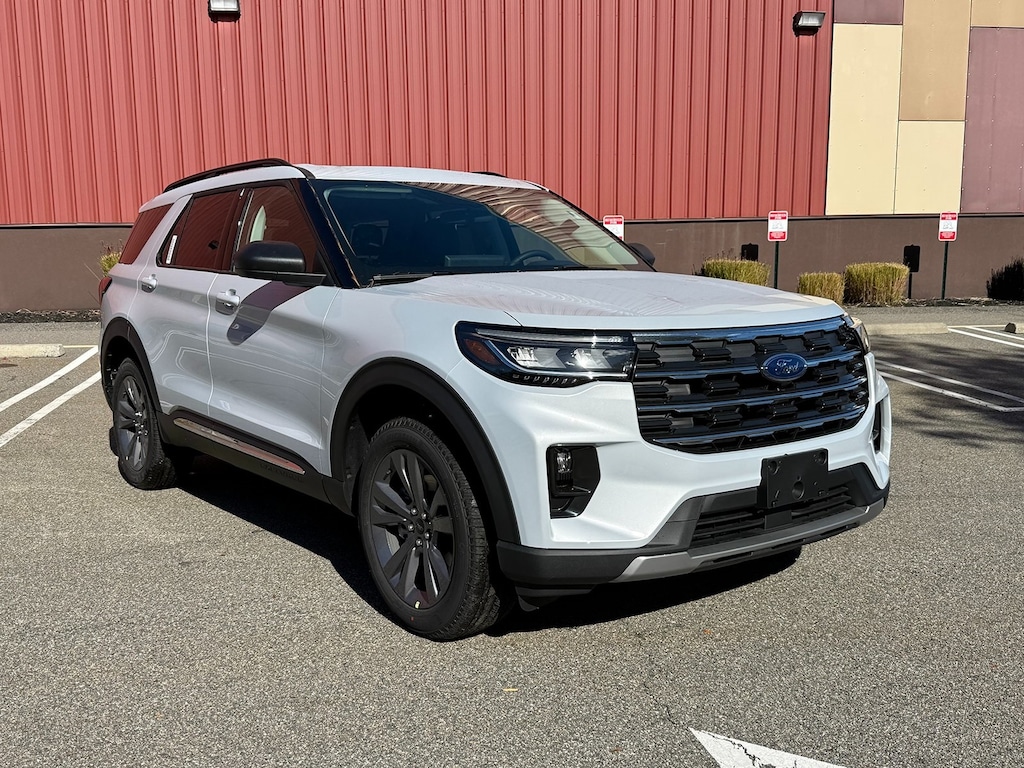 New 2025 Ford Explorer Active SUV