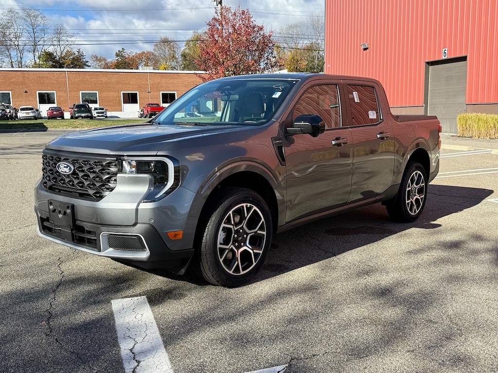 New 2025 Ford Maverick Lariat Truck SuperCrew