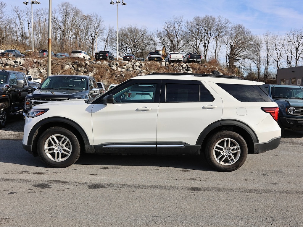 Certified 2025 Ford Explorer Active SUV