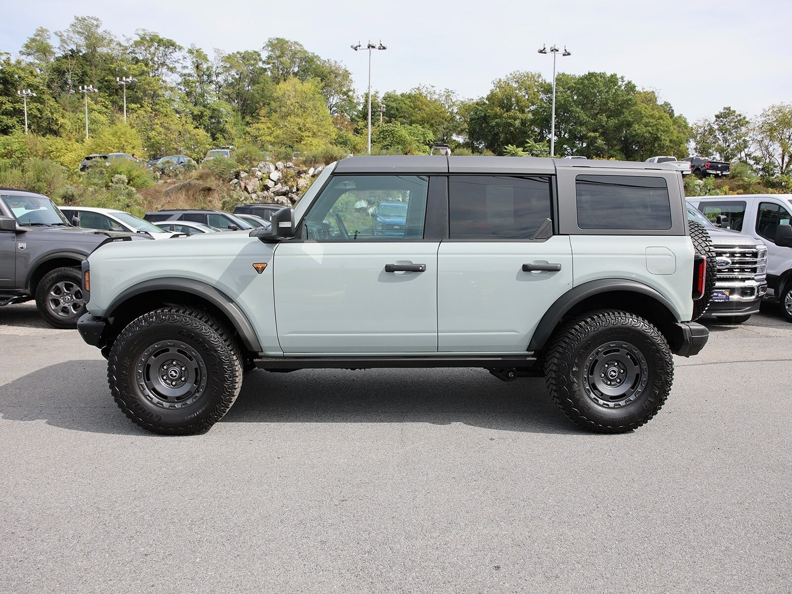 2024 Ford Bronco Badlands photo 4