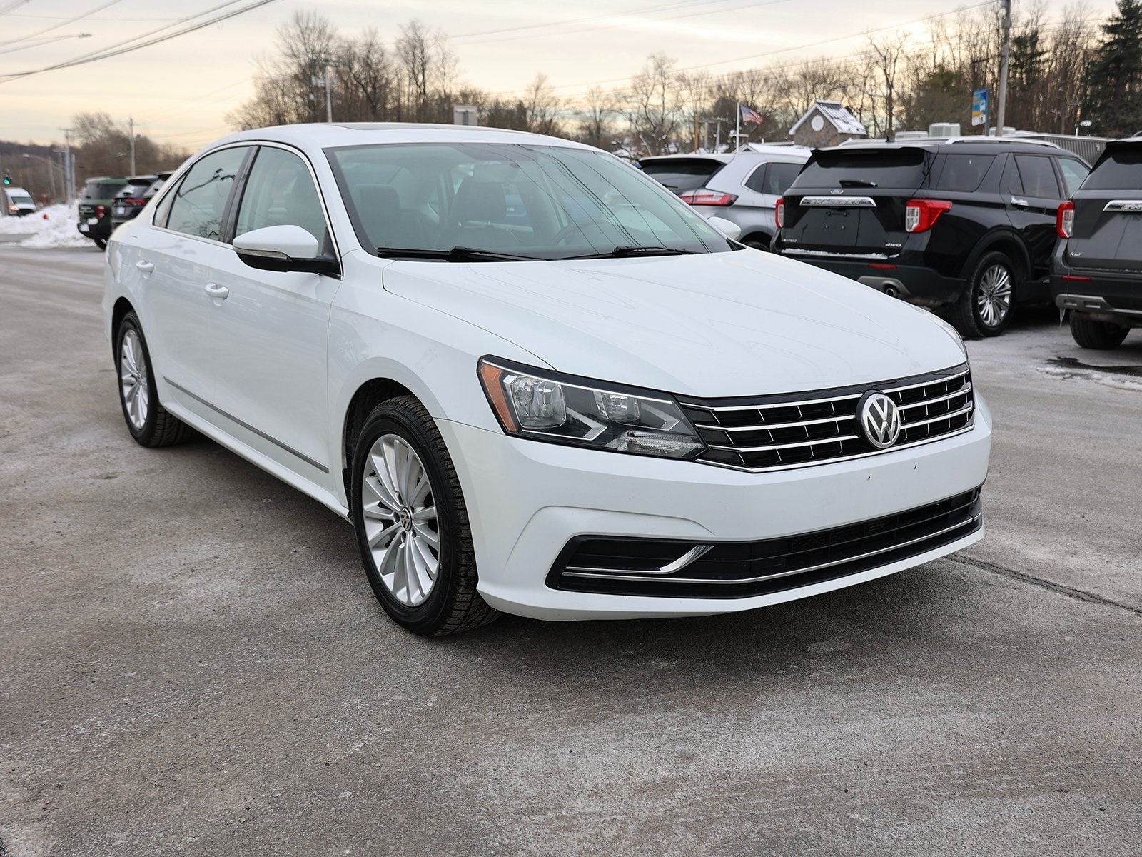 2016 Volkswagen Passat SE