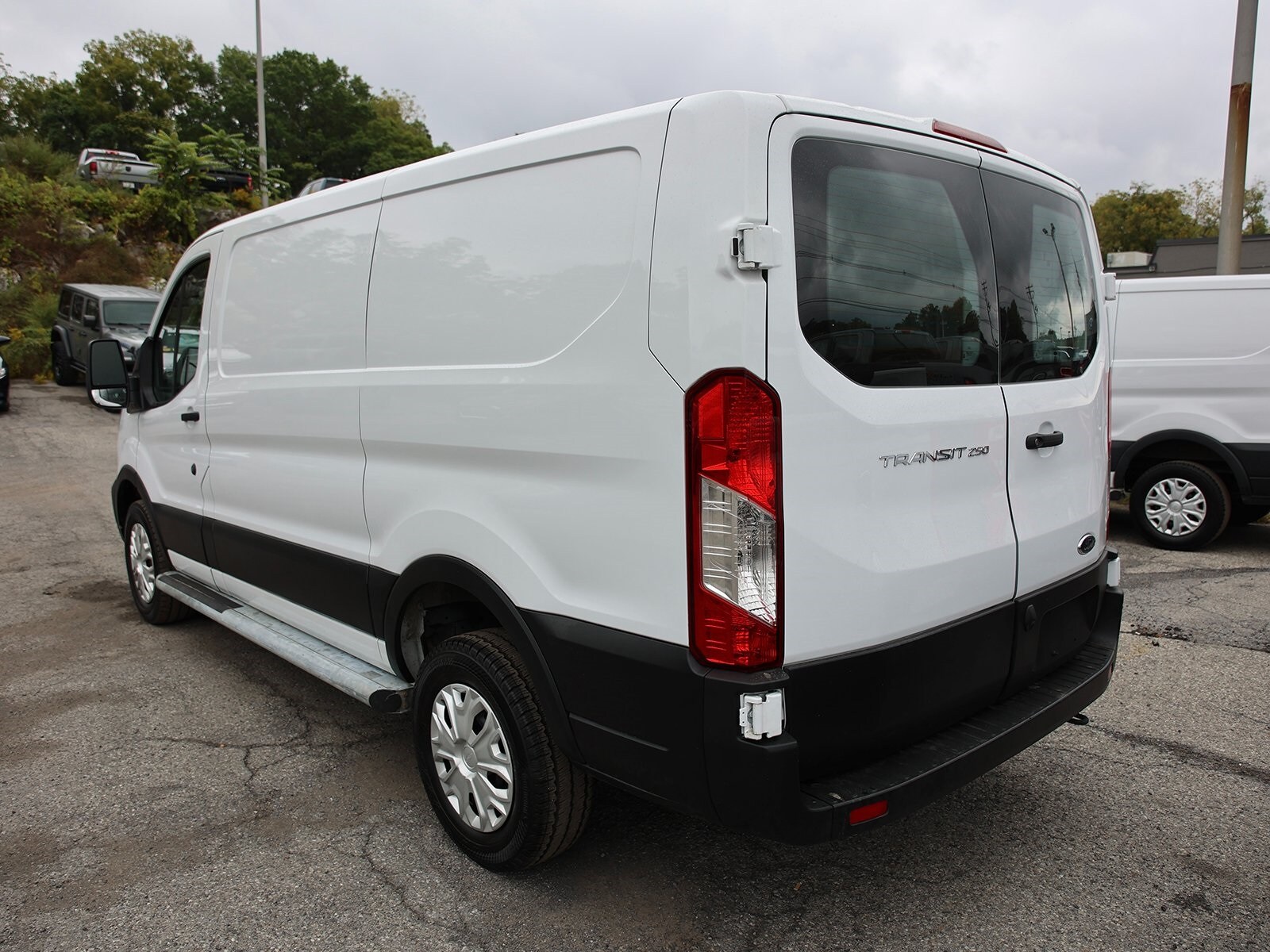 2023 Ford Transit photo 2