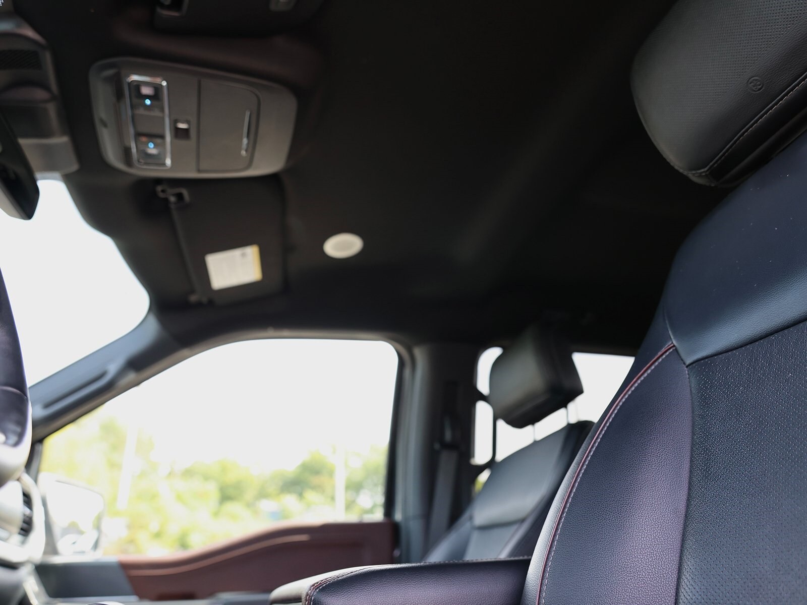 2023 Ford F-150 Lariat photo 4