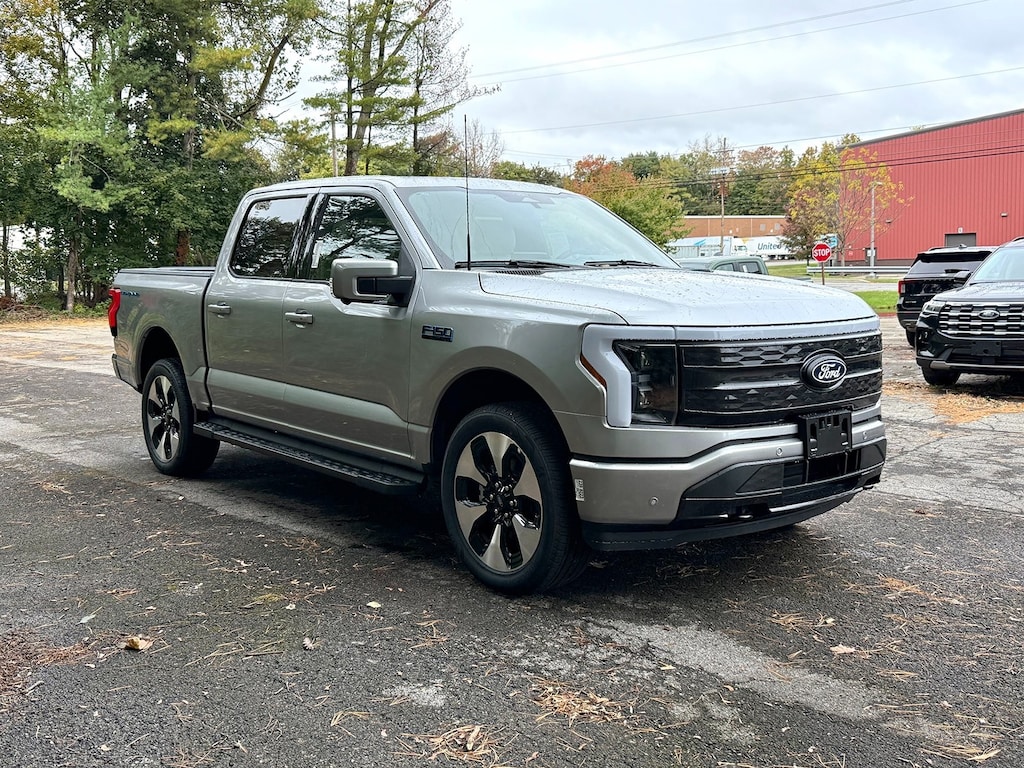 New 2025 Ford F-150 Lightning Platinum Truck SuperCrew Cab