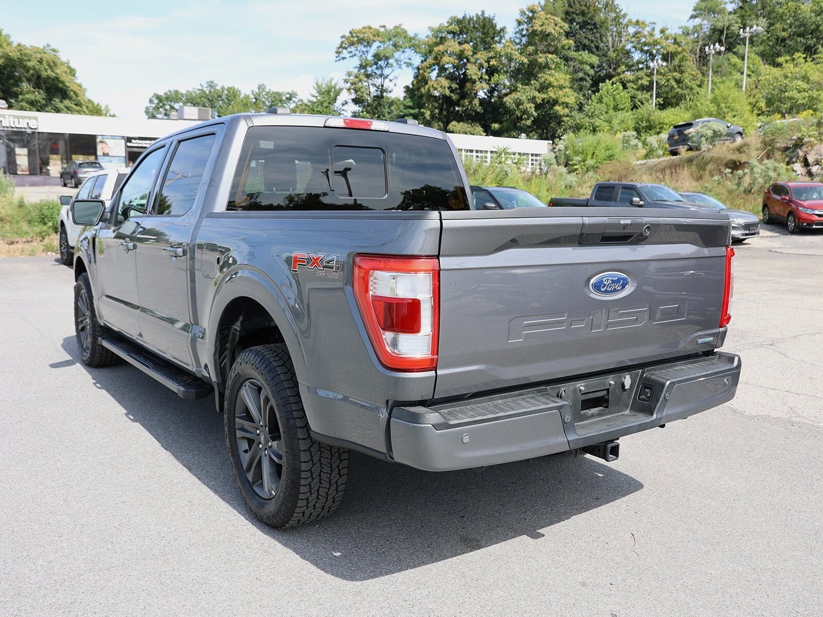 2023 Ford F-150 Lariat photo 2