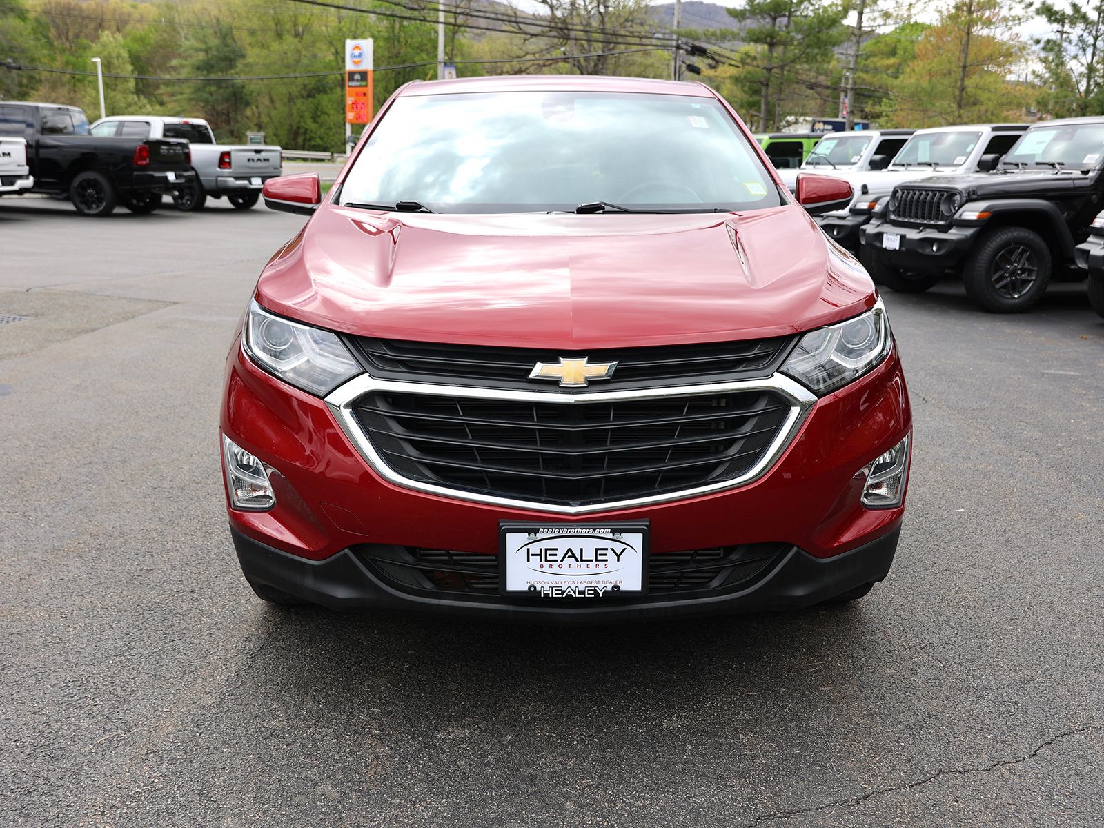 Used 2020 Chevrolet Equinox LT with VIN 2GNAXUEVXL6147229 for sale in Beacon, NY