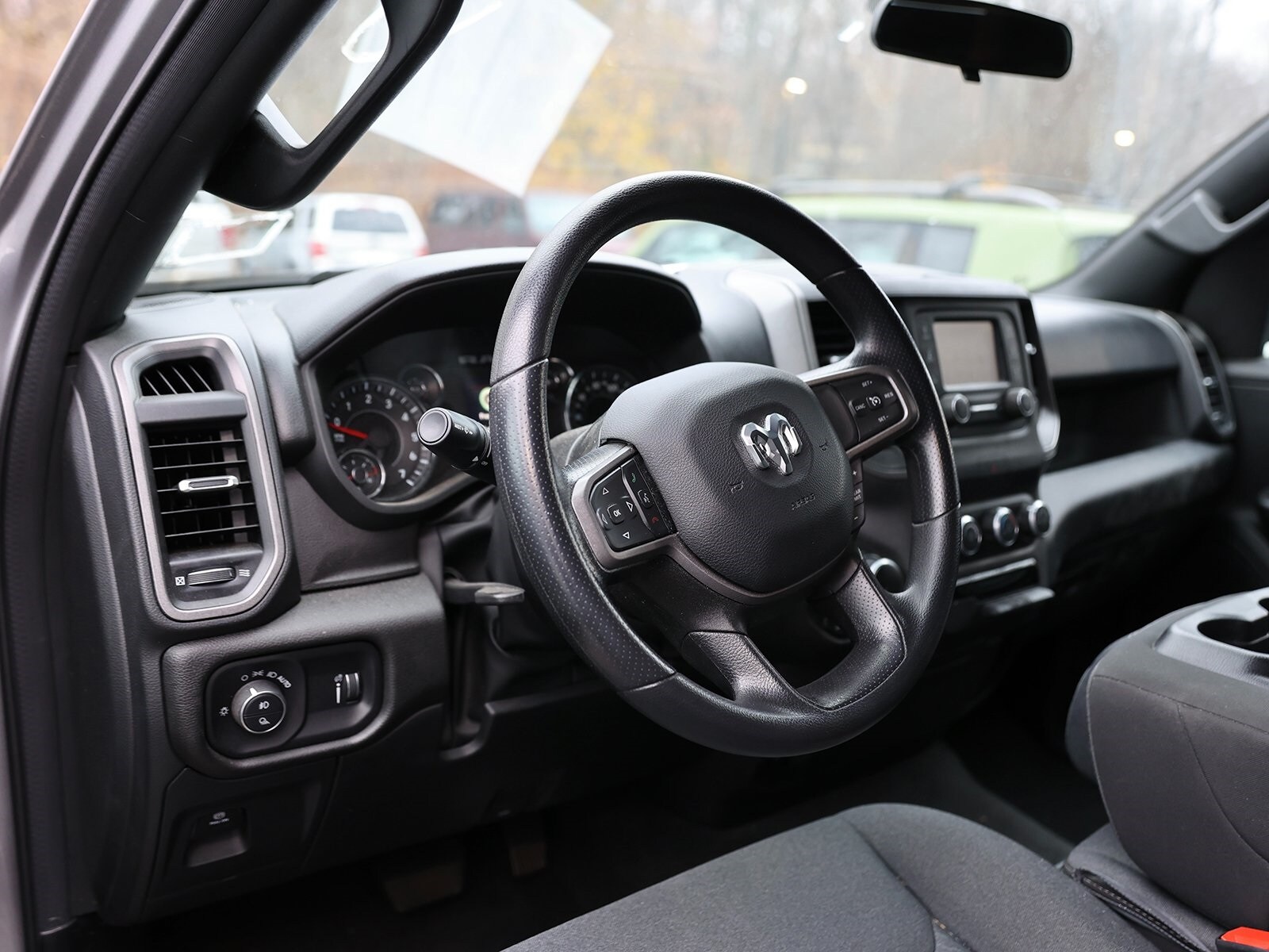 2023 Ram 1500 Tradesman photo 3