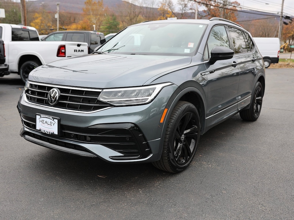 Used 2024 Volkswagen Tiguan 2.0T SE R-Line Black SUV