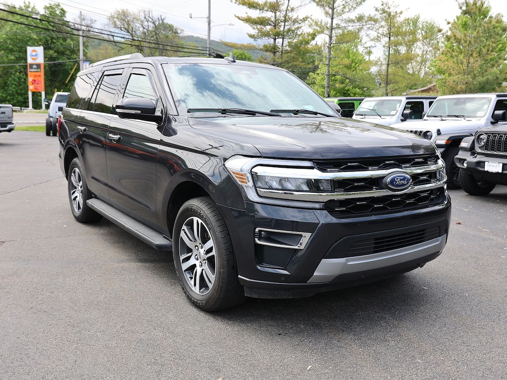 Used 2024 Ford Expedition Limited SUV