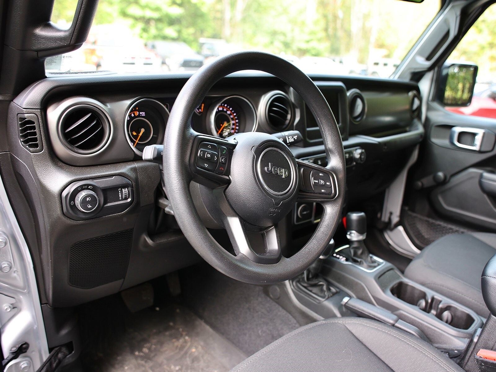 2023 Jeep Gladiator Sport photo 3