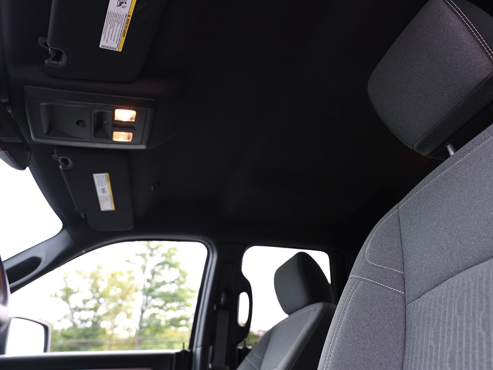 2022 Ram 1500 Classic Warlock SLT photo 3