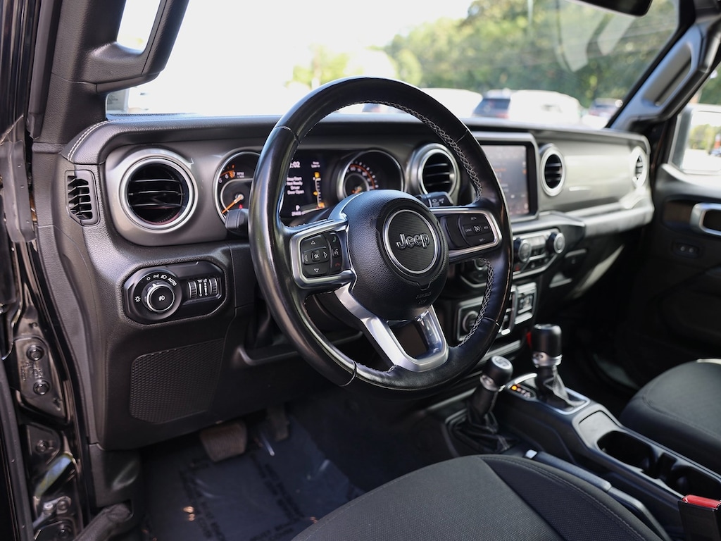 Used 2022 Jeep Wrangler Unlimited Sahara SUV