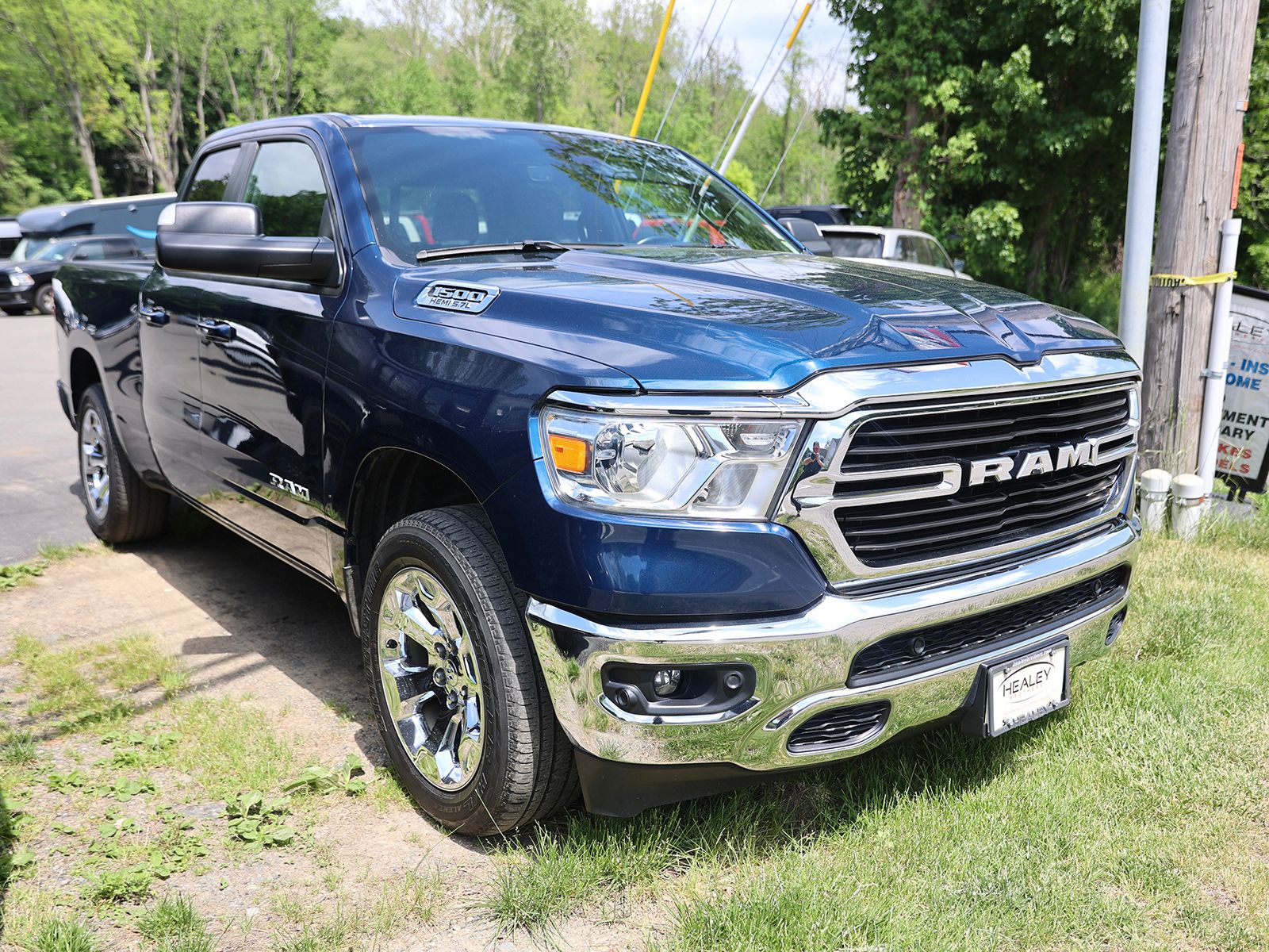 2021 RAM 1500 Big Horn/Lone Star 4x4 Quad Cab 6'4's photo