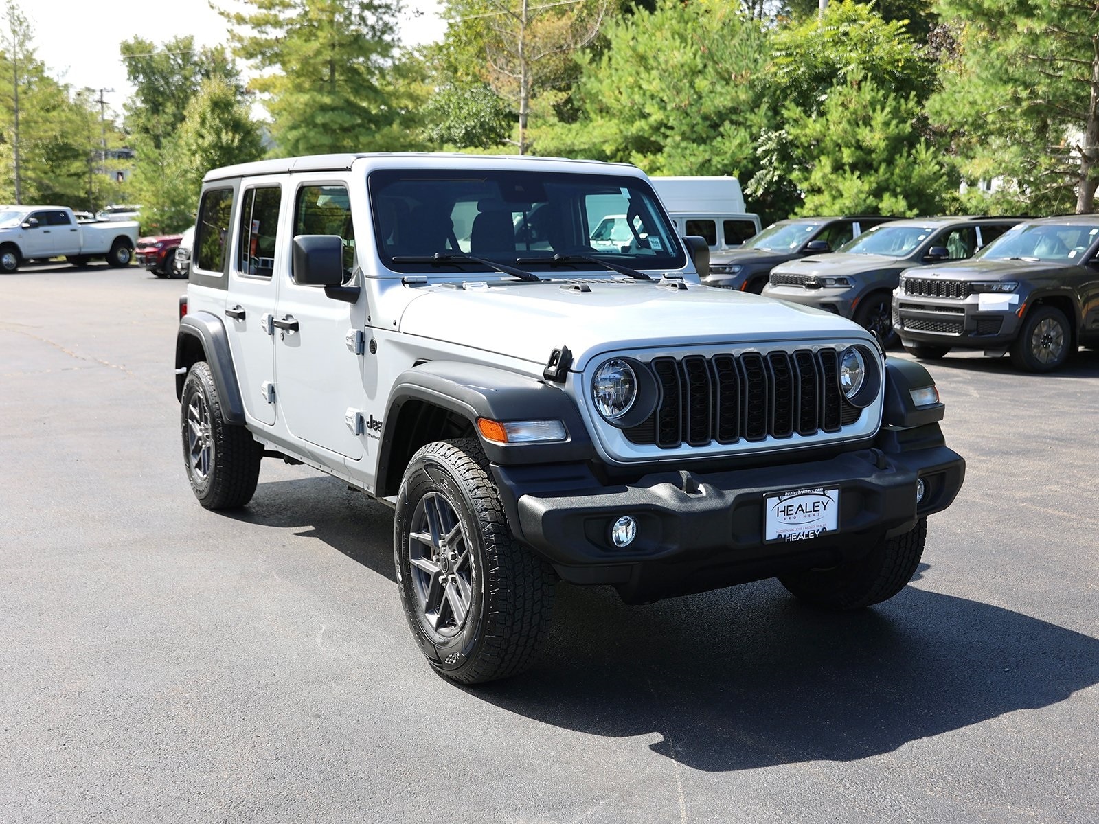 2024 Jeep Wrangler 4-Door Sport S's photo