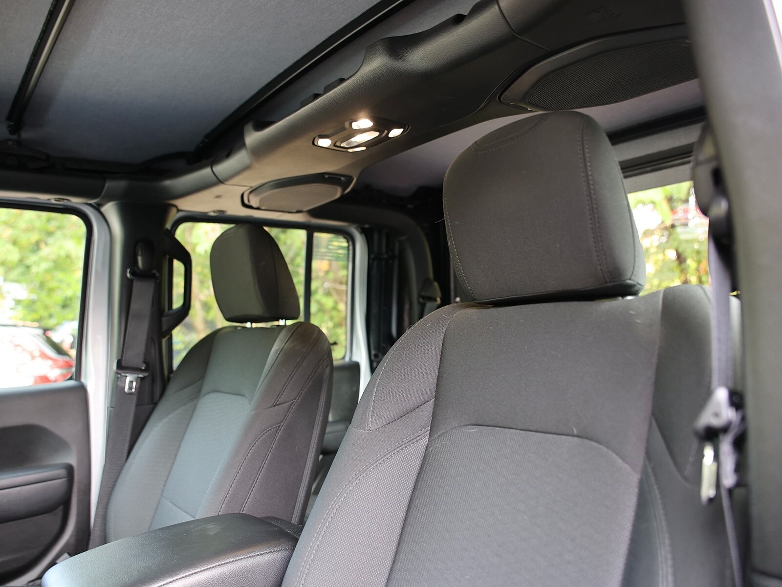 2023 Jeep Gladiator Sport photo 4