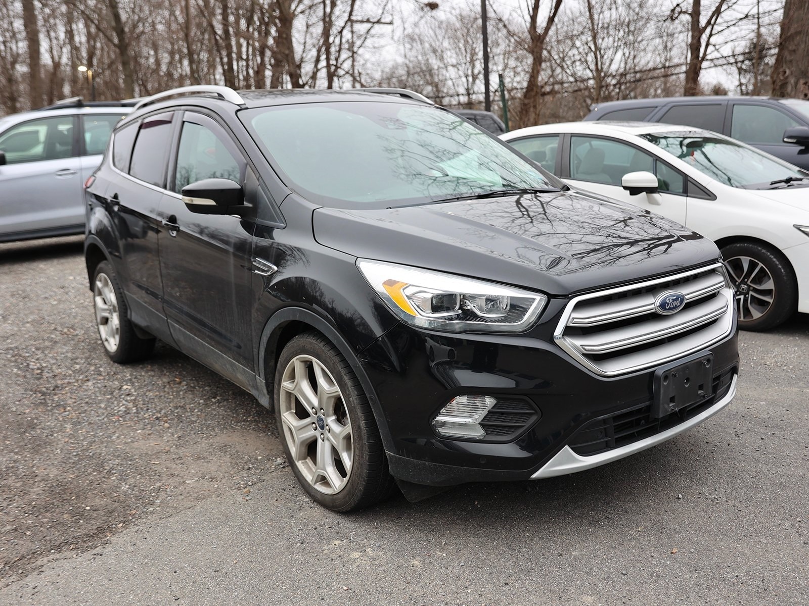 2019 Ford Escape Titanium's photo
