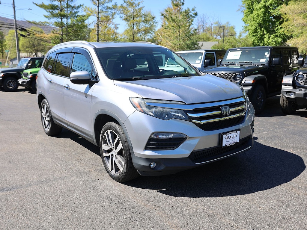 Used 2017 Honda Pilot Elite AWD SUV