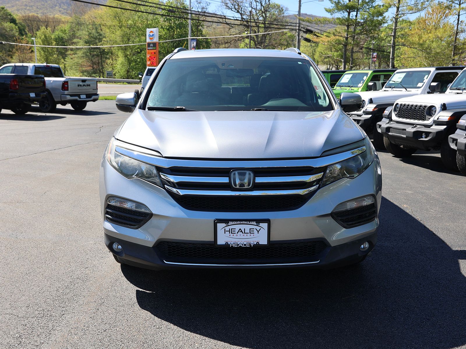 Used 2017 Honda Pilot Elite with VIN 5FNYF6H07HB008926 for sale in Beacon, NY