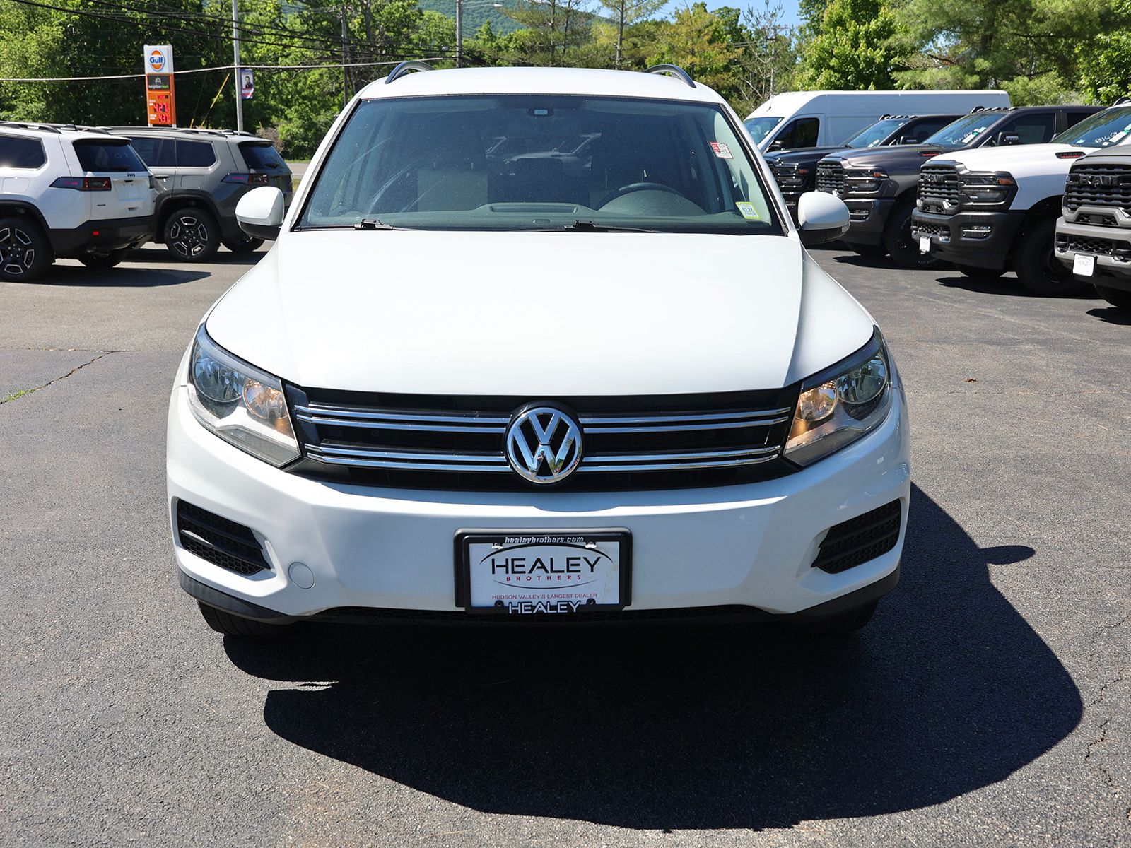 Used 2016 Volkswagen Tiguan S with VIN WVGBV7AX0GW583977 for sale in Beacon, NY