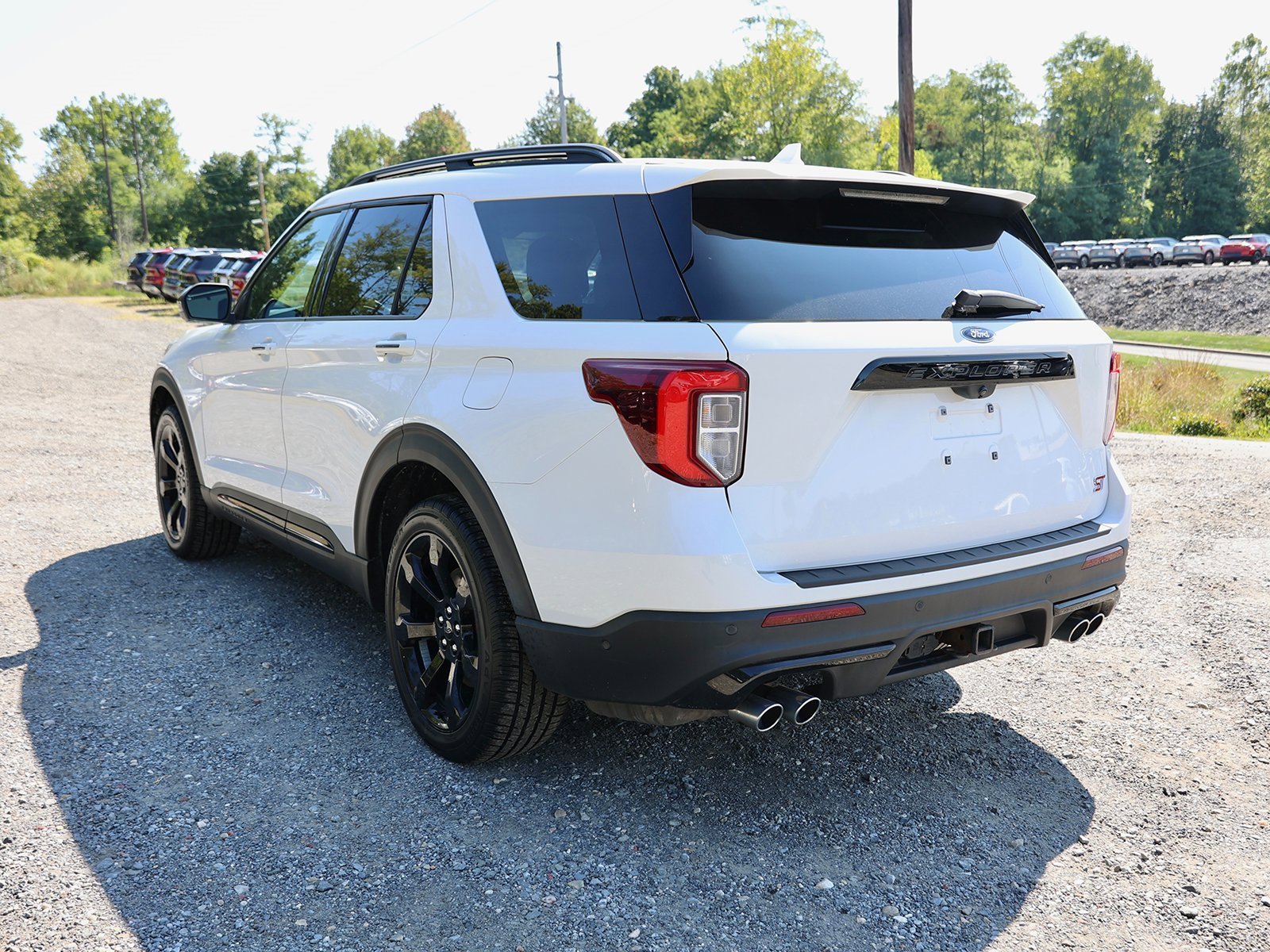 2021 Ford Explorer ST photo 2