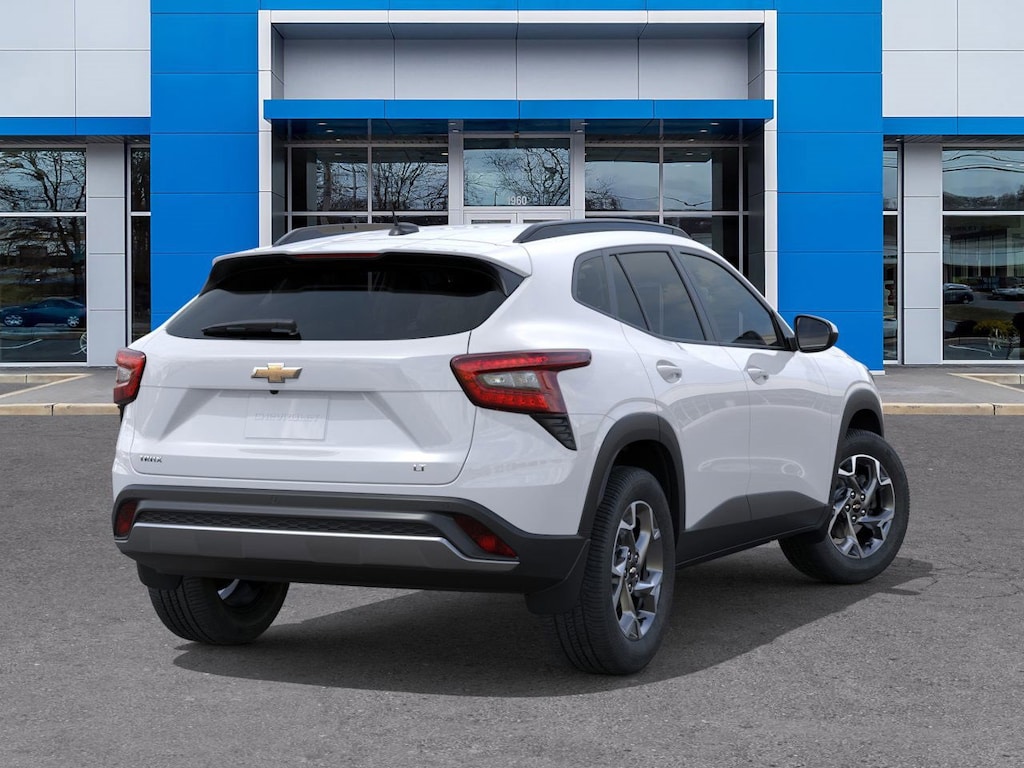 New 2025 Chevrolet Trax LT SUV