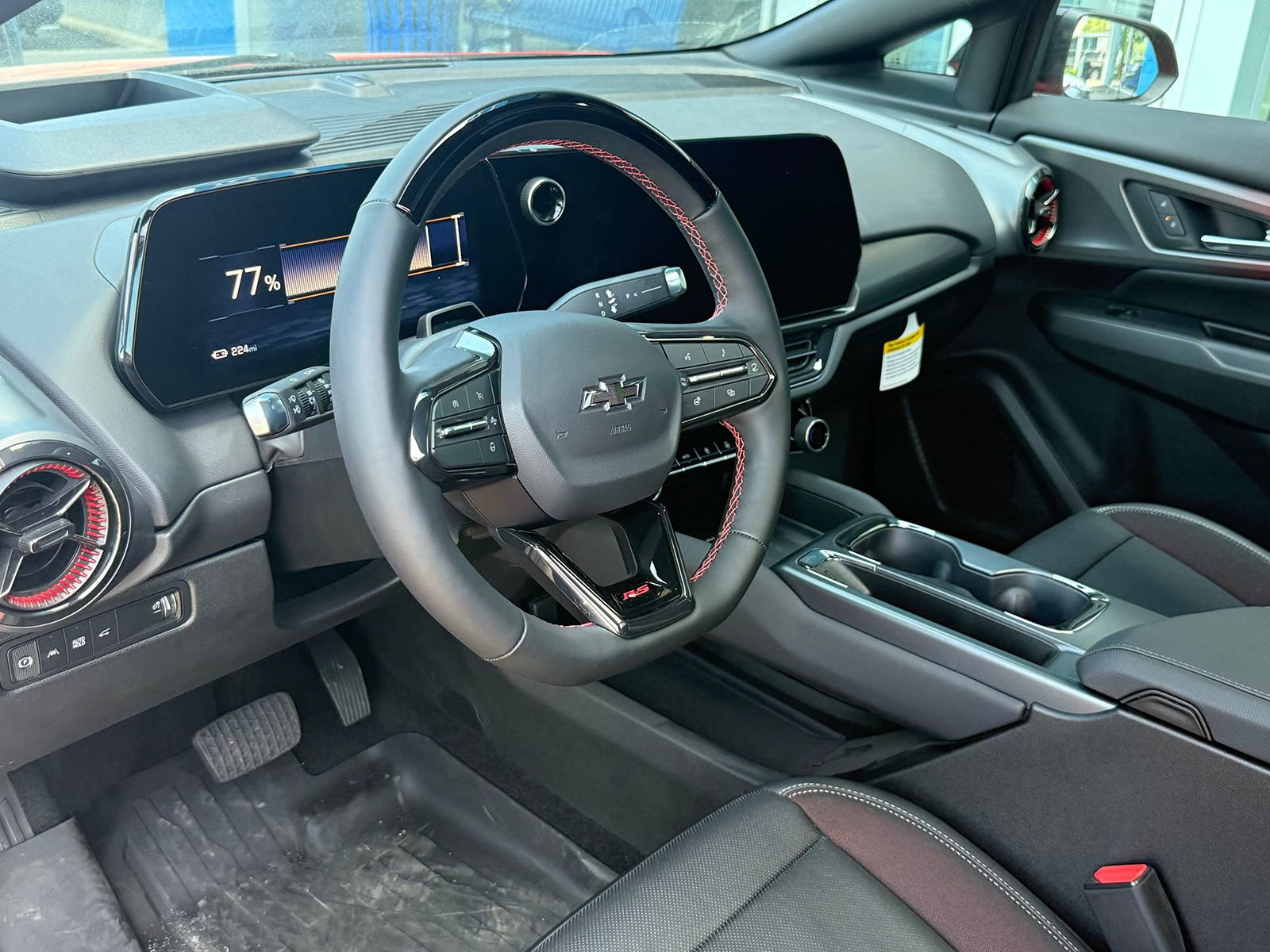 2025 Chevrolet Equinox EV RS - Photo 15
