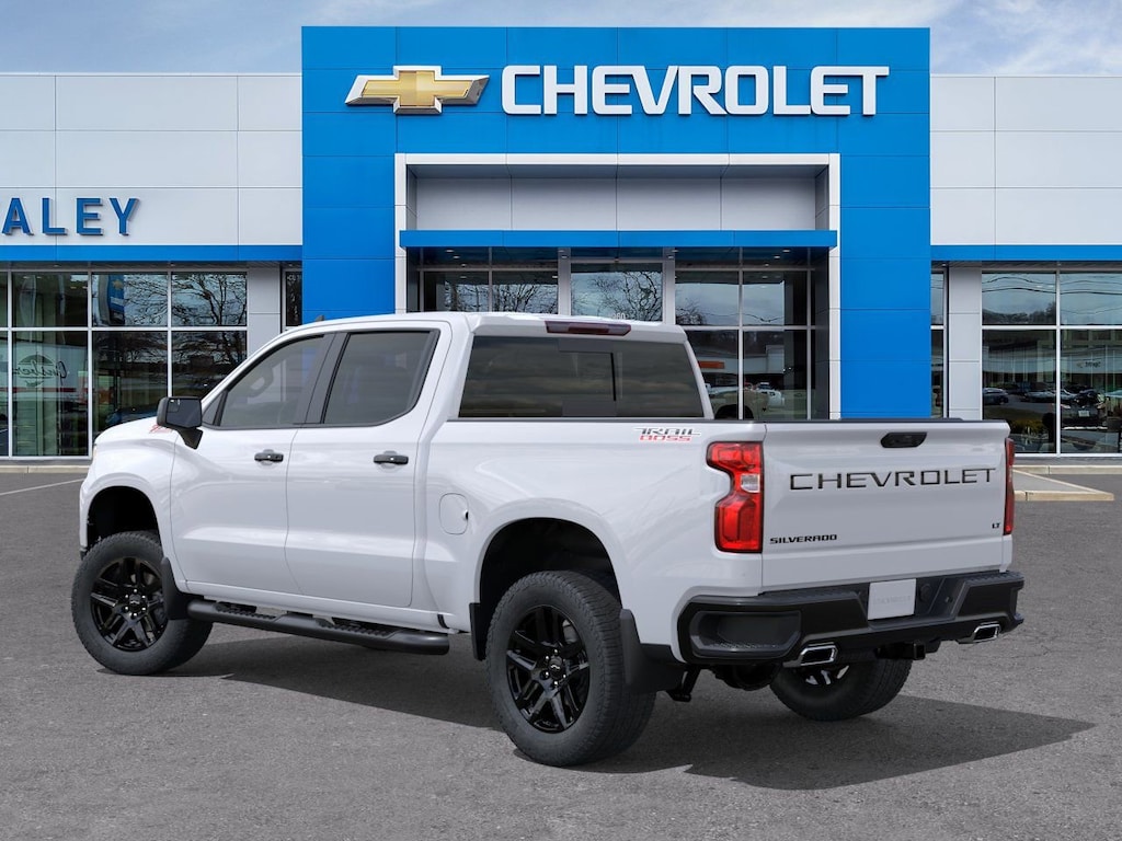 New 2026 Chevrolet Silverado 1500 LT Trail Boss Truck Crew Cab