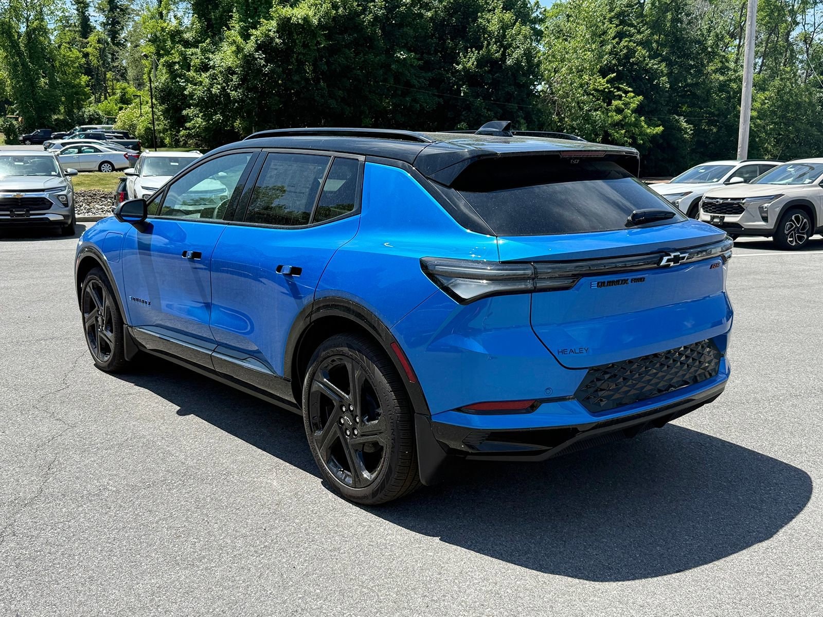 2025 Chevrolet Equinox EV RS - Photo 4
