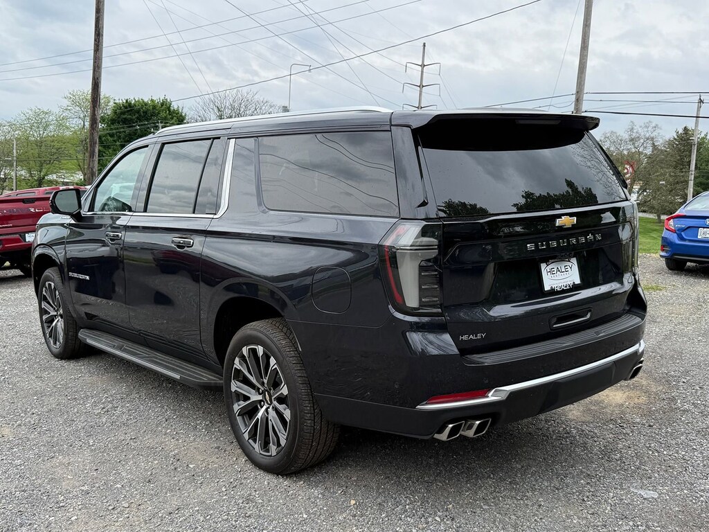 New 2025 Chevrolet Suburban High Country SUV