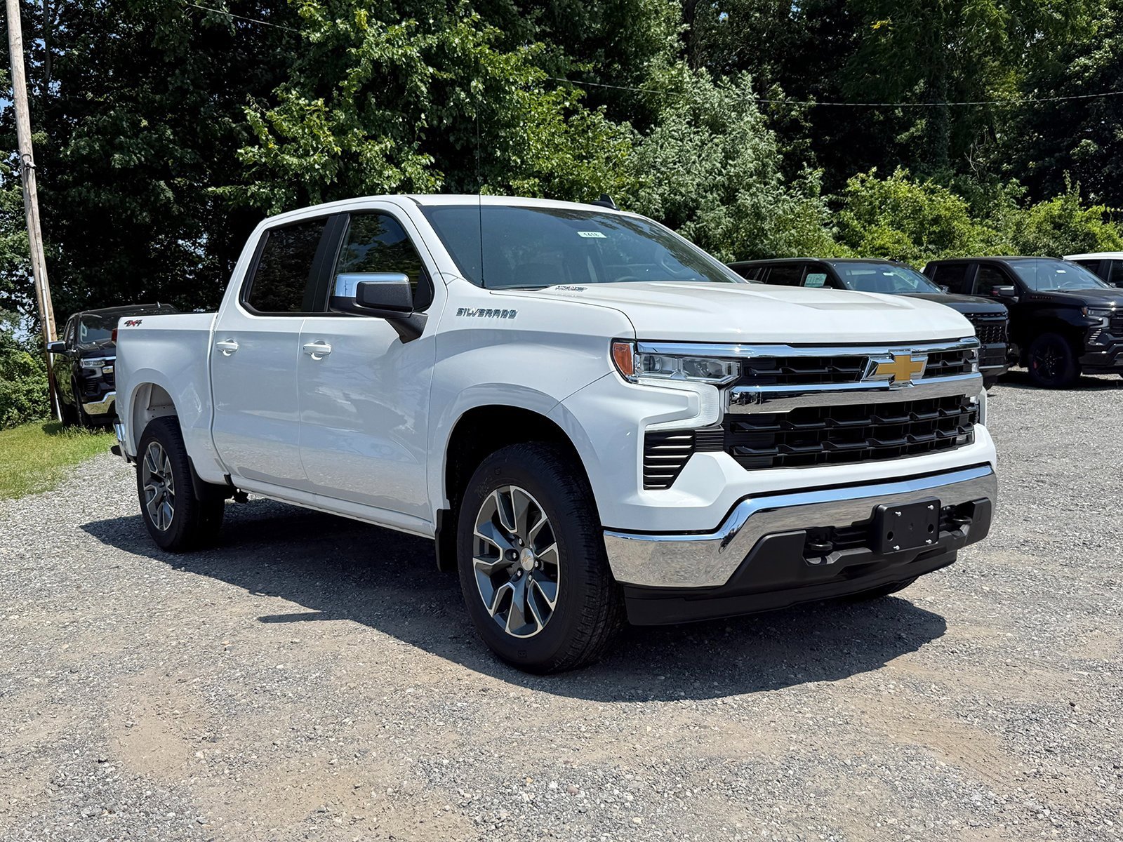 2025 Chevrolet Silverado 1500 Truck Crew Cab 