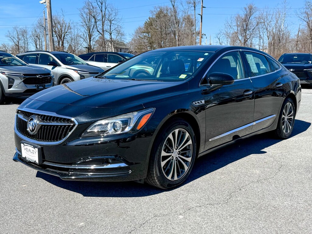 Used 2017 Buick Lacrosse Essence Car