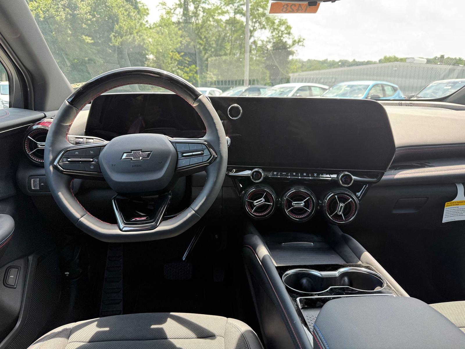 2025 Chevrolet Blazer EV RS - Photo 25