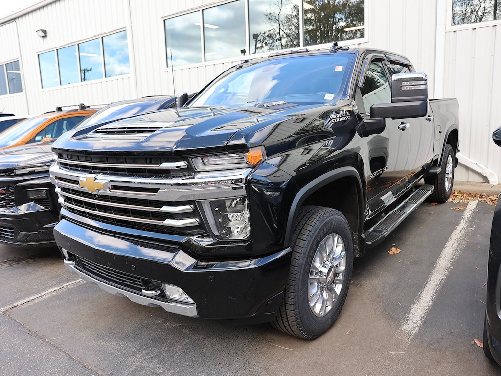 Used 2023 Chevrolet Silverado 3500 HD High Country Truck Crew Cab