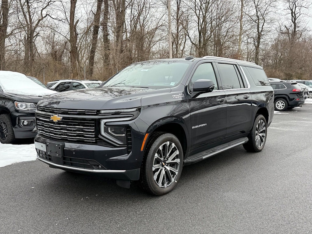 New 2025 Chevrolet Suburban High Country SUV