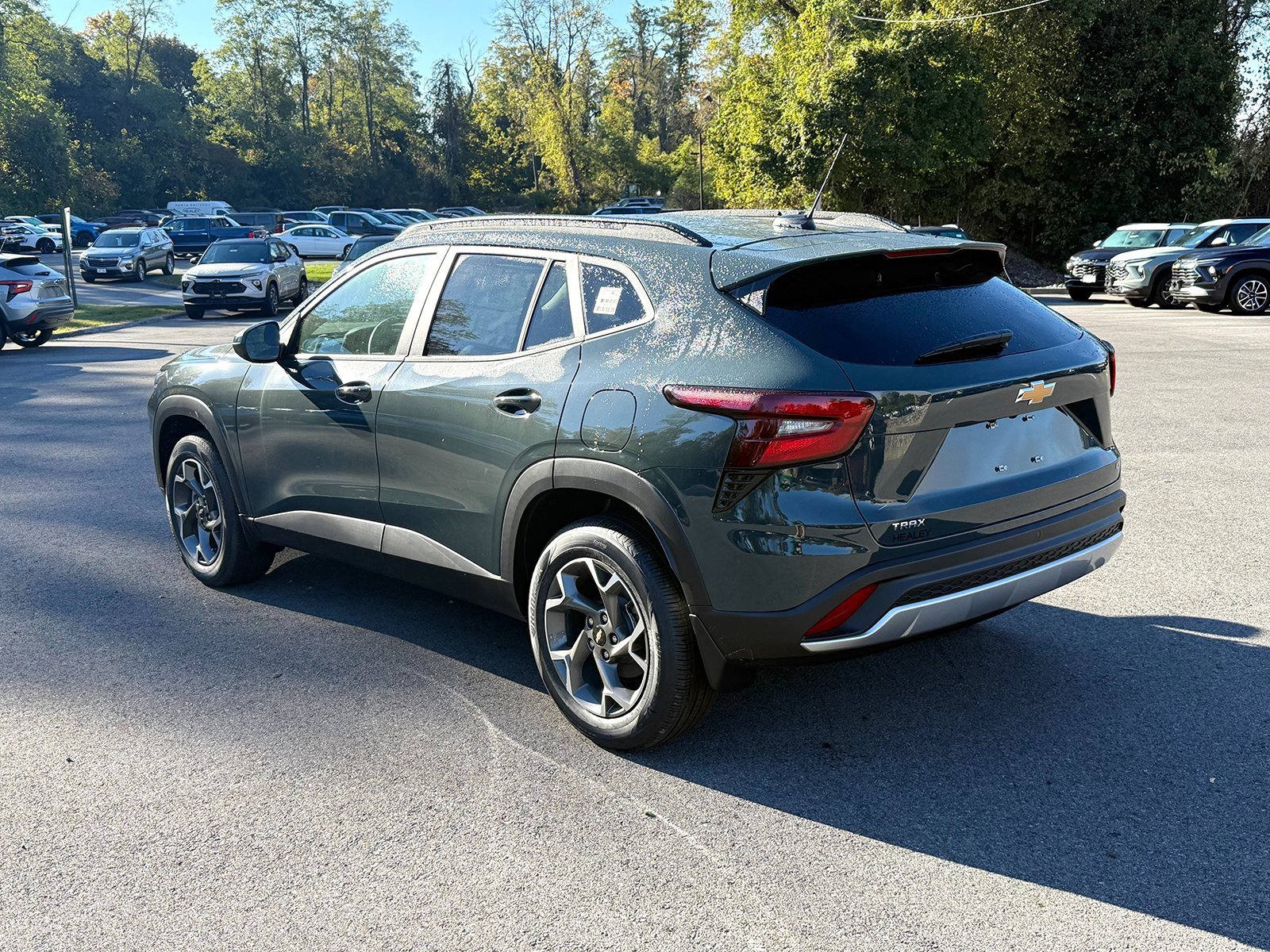 2025 Chevrolet Trax LT photo 3