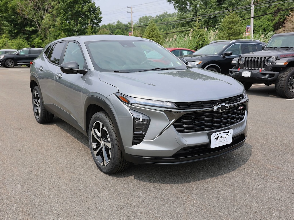 Used 2025 Chevrolet Trax 1RS SUV