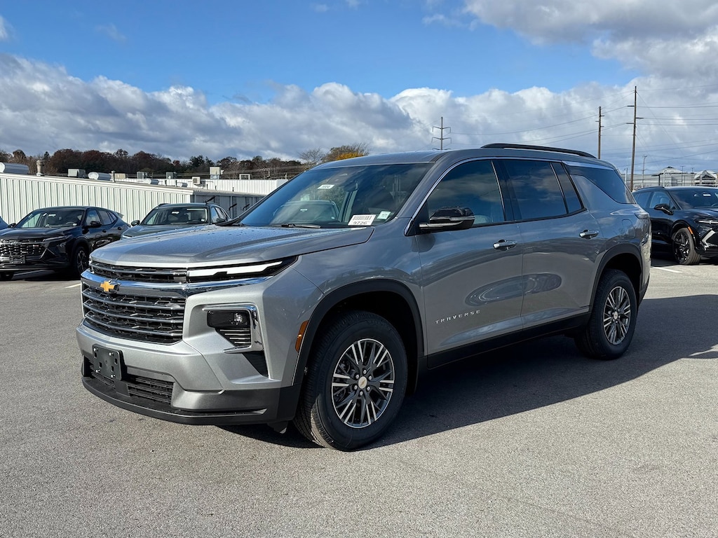 New 2026 Chevrolet Traverse LT SUV