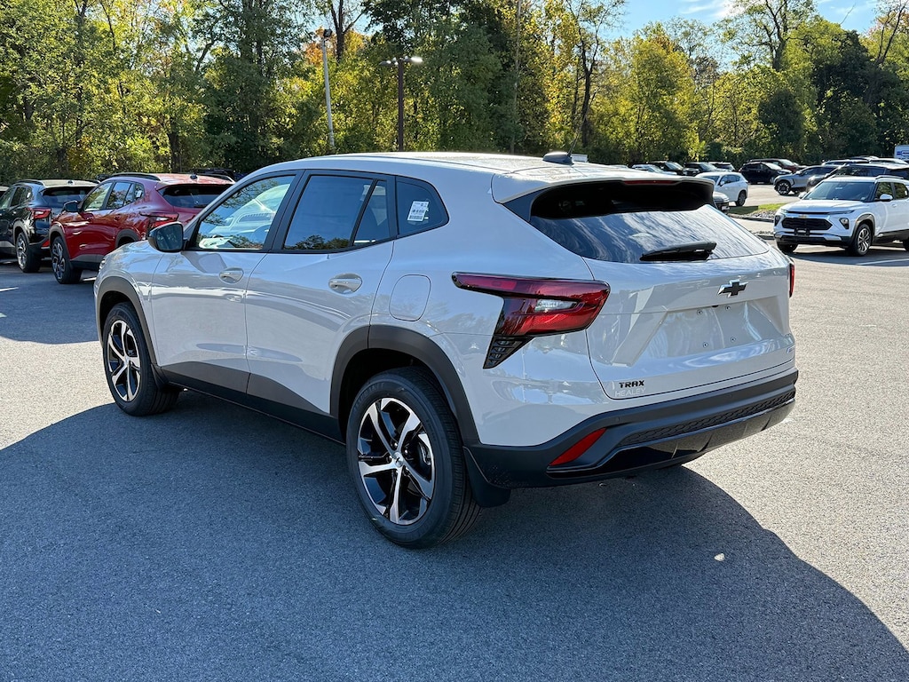 New 2026 Chevrolet Trax 1RS SUV