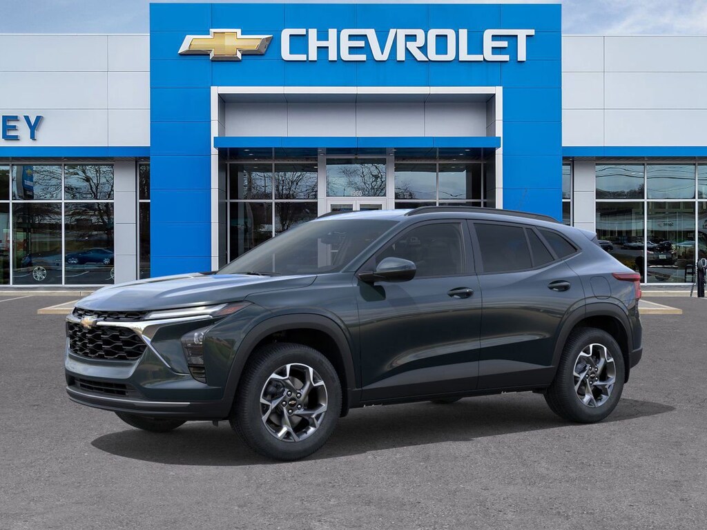 New 2025 Chevrolet Trax LT SUV