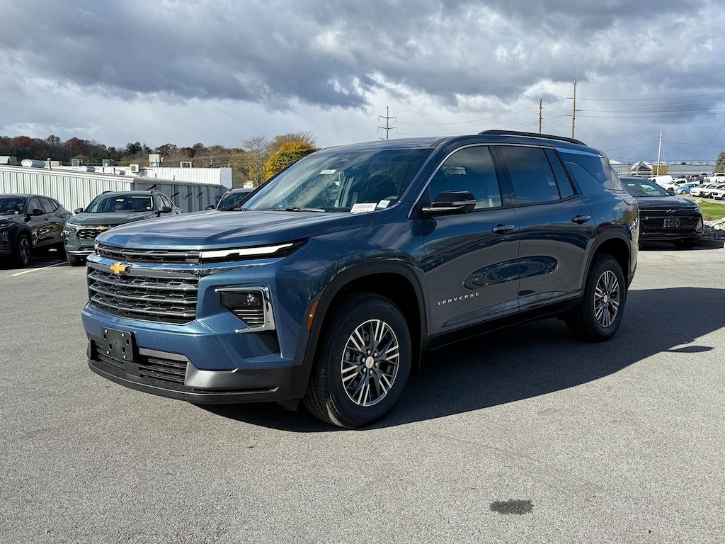 New 2026 Chevrolet Traverse LT SUV