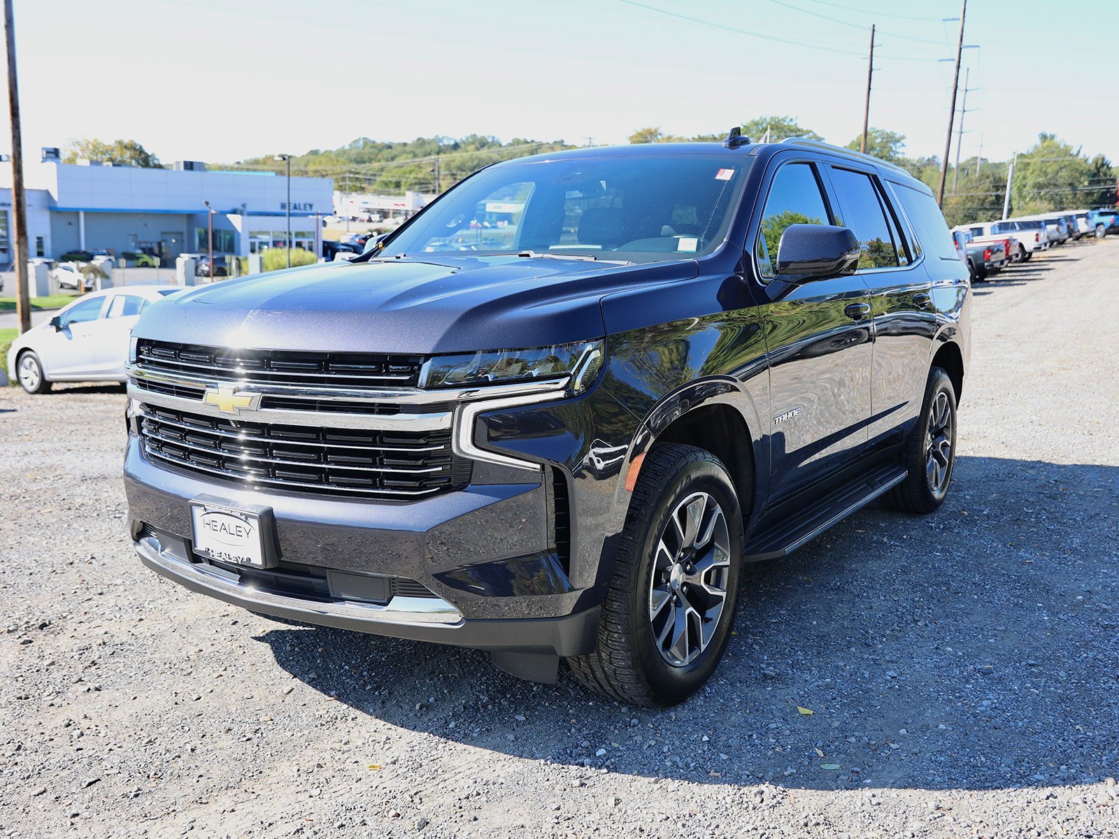 2022 Chevrolet Tahoe LT photo 2