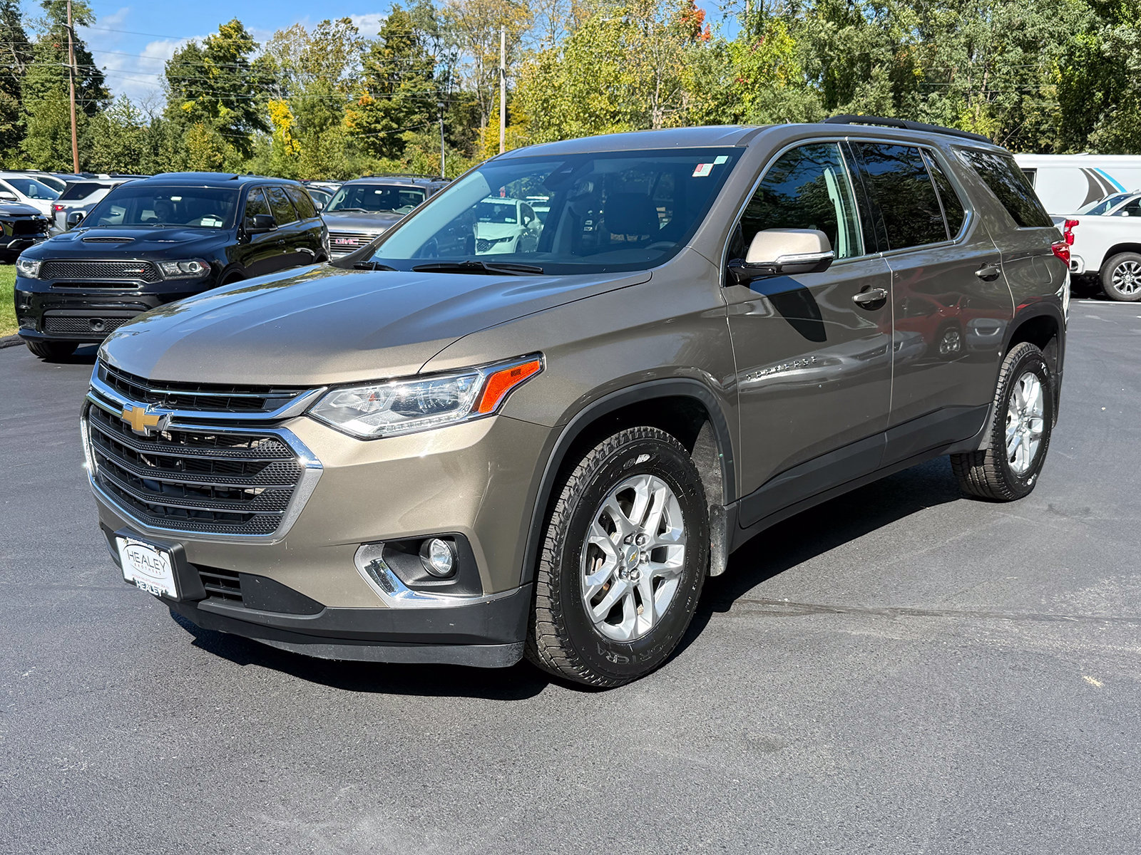 Used 2020 Chevrolet Traverse LT Cloth SUV