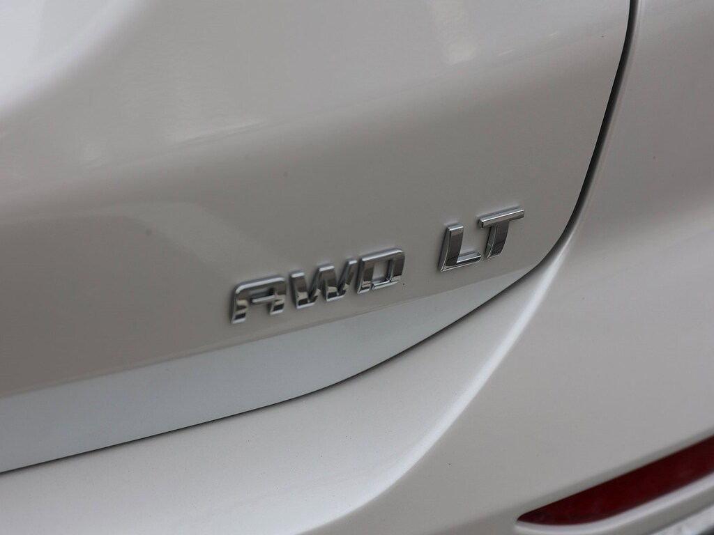 Used 2021 Chevrolet Equinox LT SUV