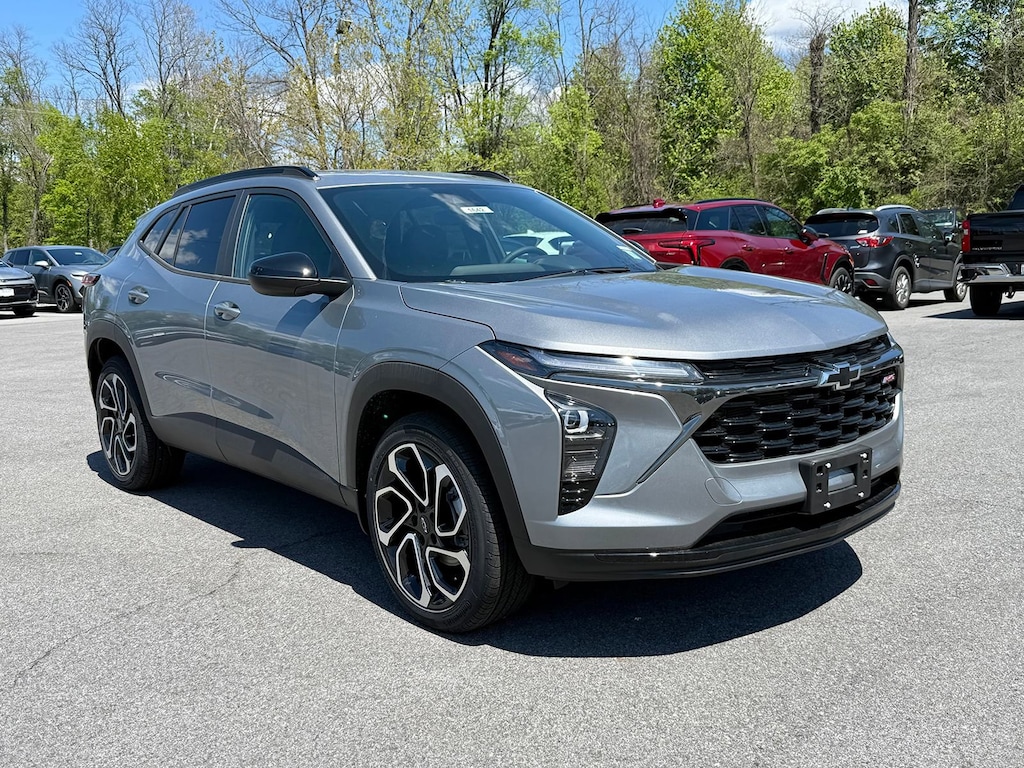 New 2025 Chevrolet Trax 2RS SUV
