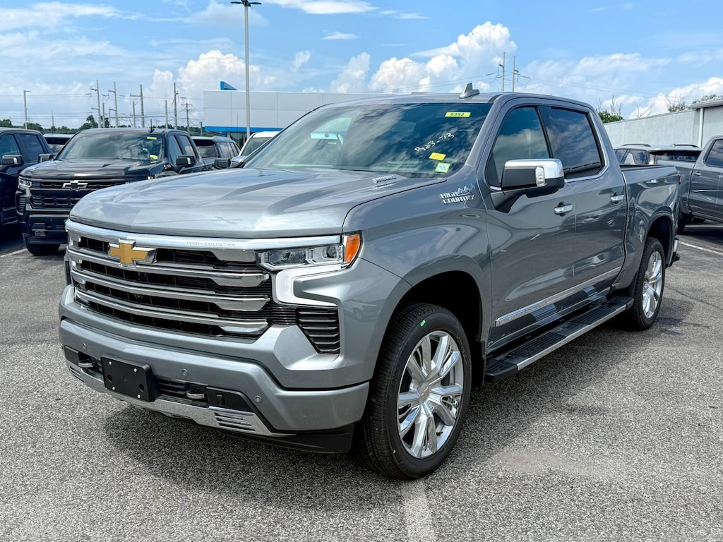 New 2026 Chevrolet Silverado 1500 High Country Truck Crew Cab