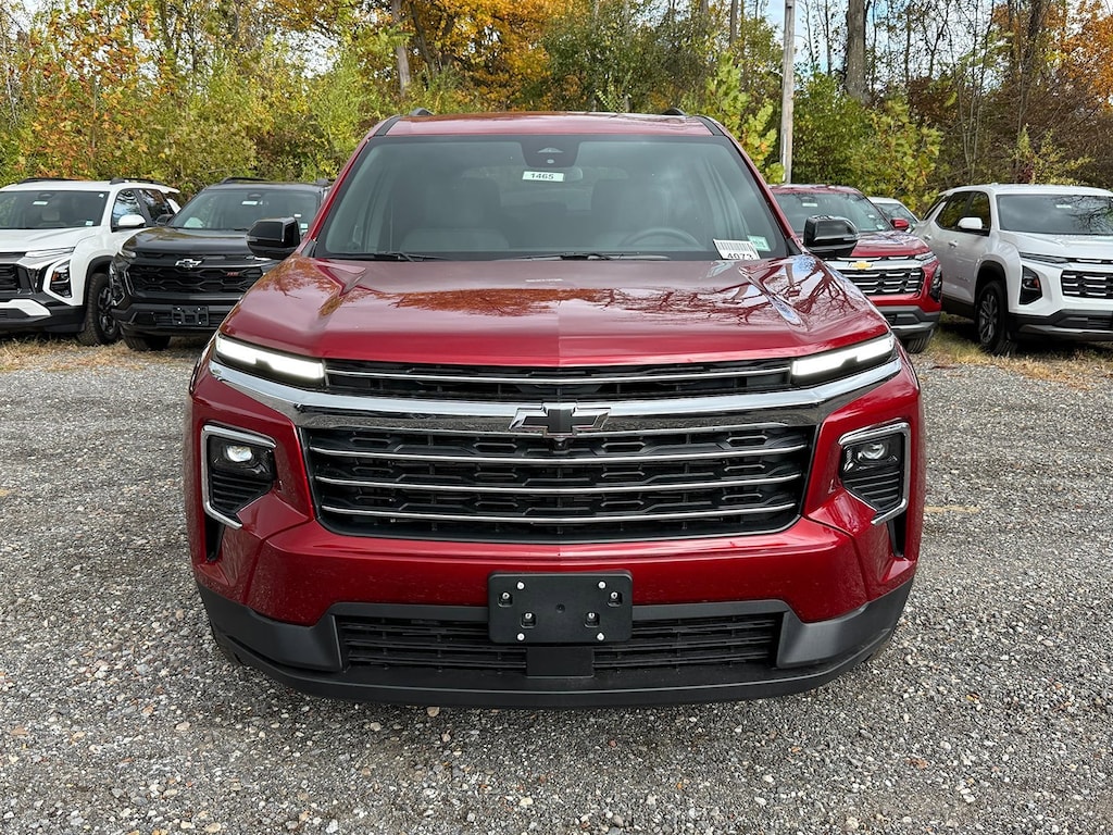 New 2025 Chevrolet Traverse LT SUV