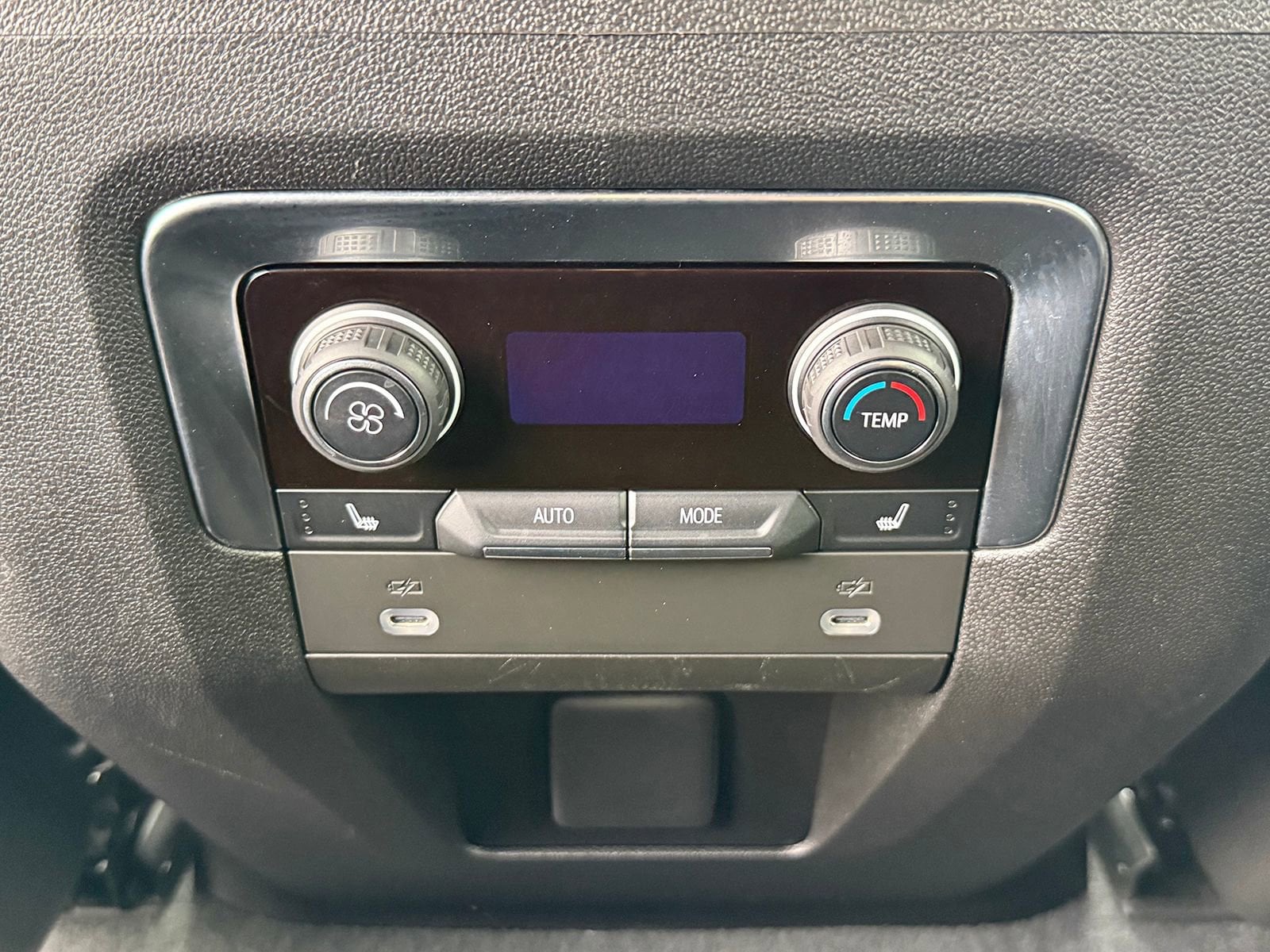 2022 Chevrolet Tahoe LT - Photo 20