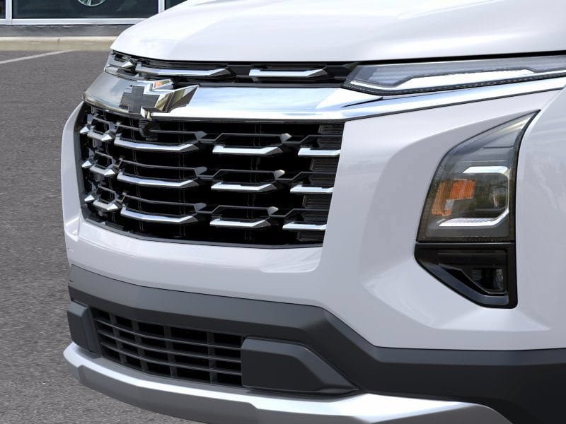 2027 Chevrolet Equinox LT - Photo 13