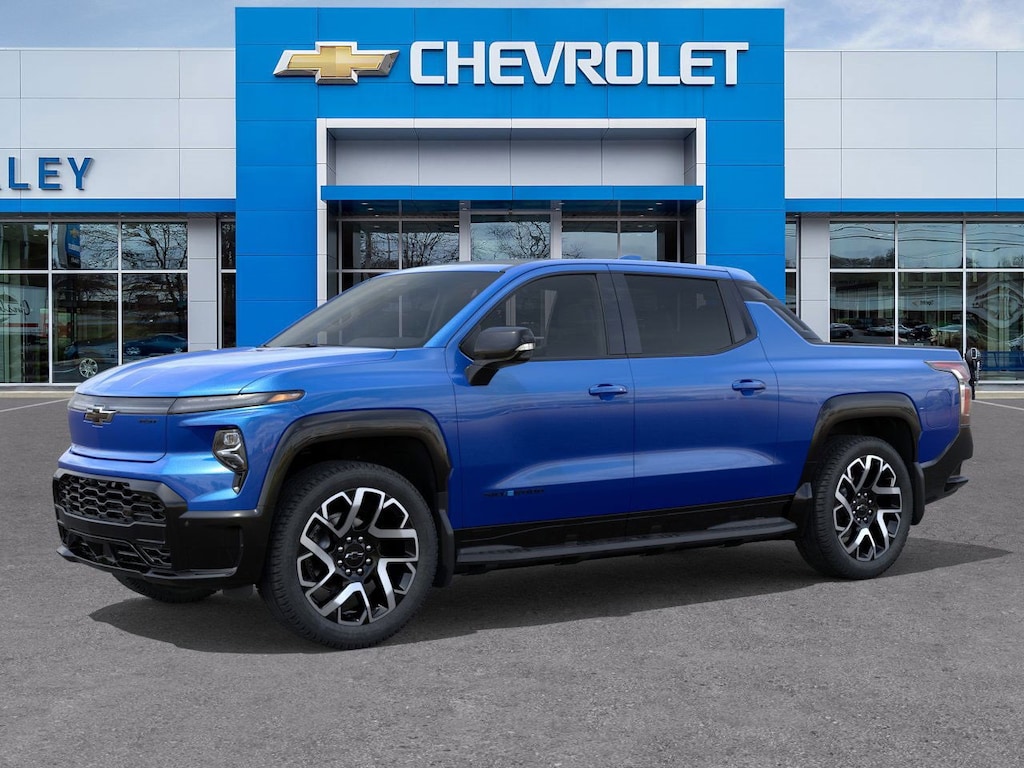 New 2025 Chevrolet Silverado EV RST - Max Range Truck Crew Cab