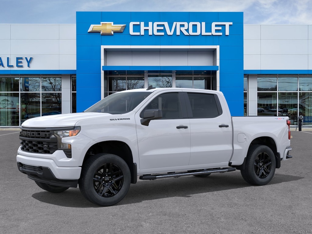 New 2026 Chevrolet Silverado 1500 Custom Truck Crew Cab